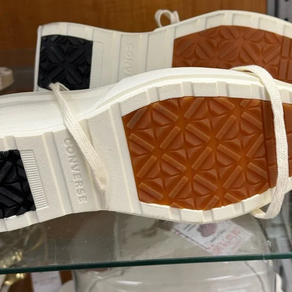 Chunky Converse Chuck Taylor Women’s All Star 75M Chick 70 De Luxe Heels - Picture 15 of 16